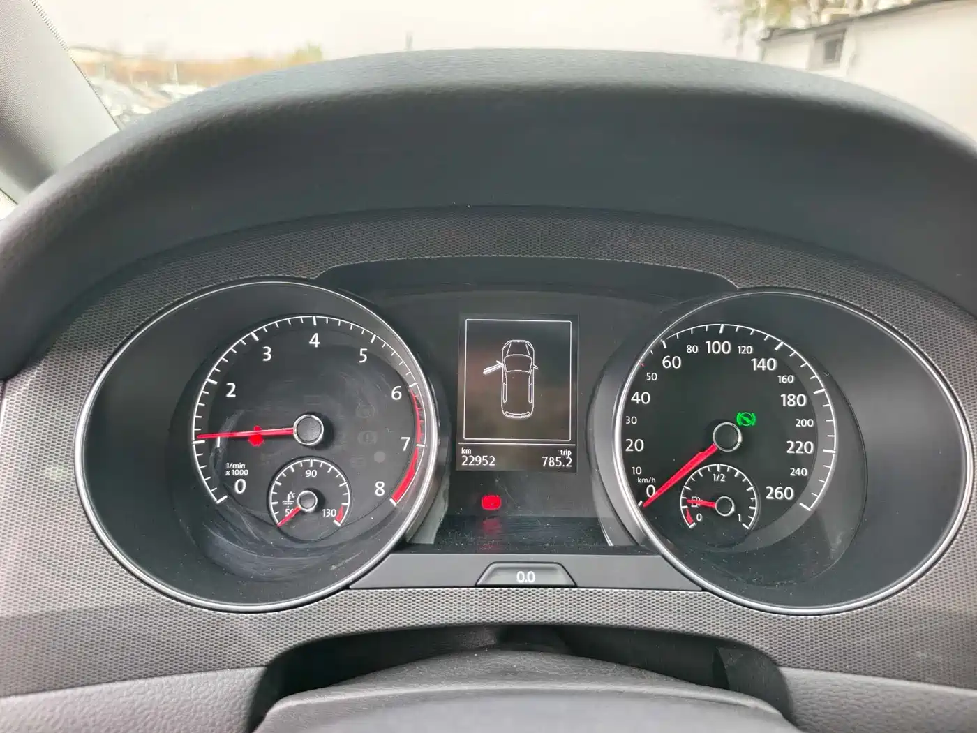 Volkswagen Golf Sportsvan 2016 230TSI Automatic Progressive фото 4