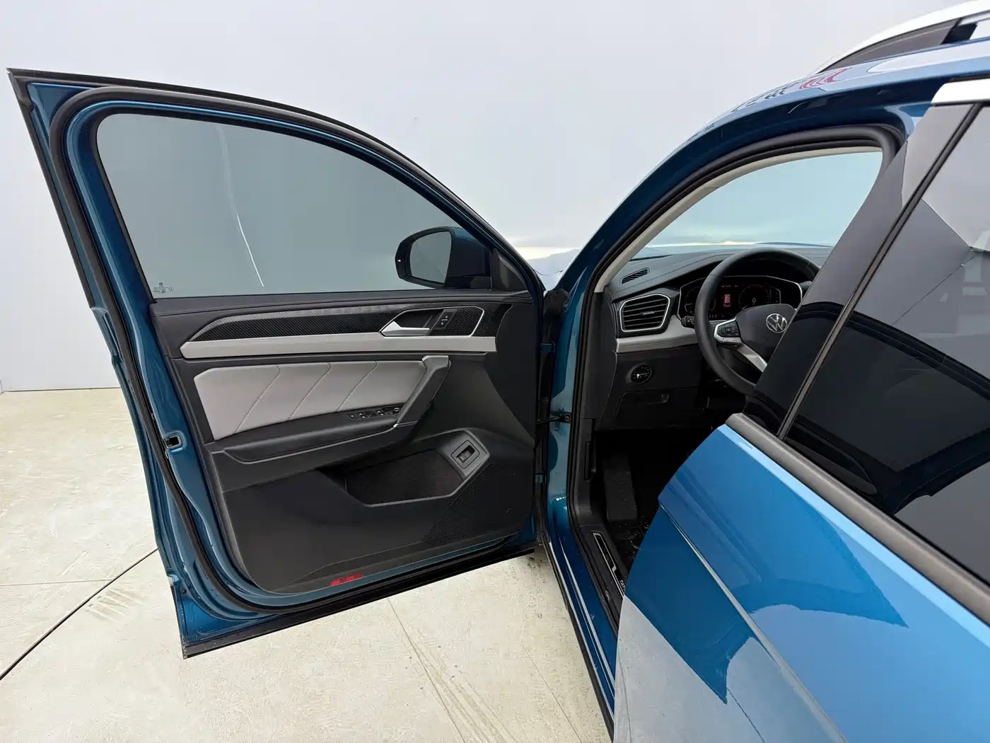 Volkswagen Tayron 2023 280TSI 2WD Luxury Plus Advanced Edition фото 22