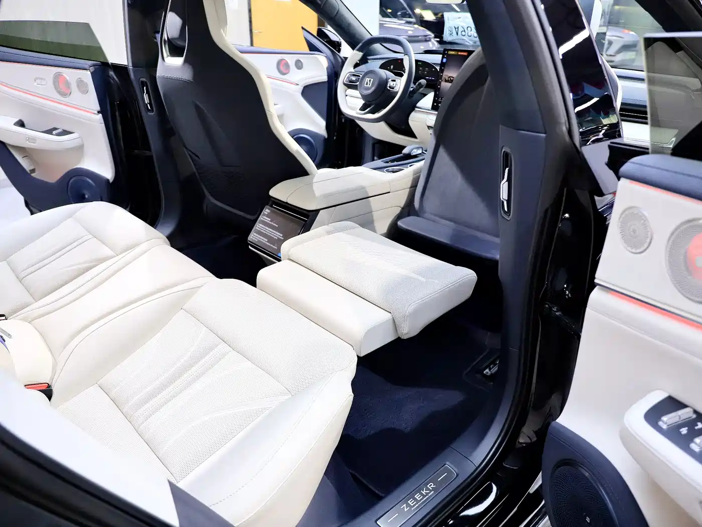 ZEEKR EXTREME KRYPTON 001