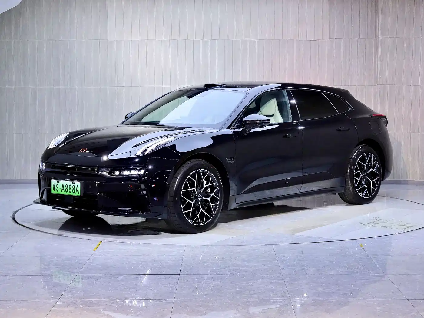 ZEEKR EXTREME KRYPTON 001