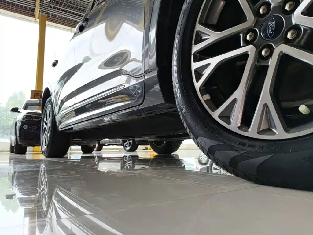 Ford Escape 2023 2020 EcoBoost 245 2WD Smart Premium Edition