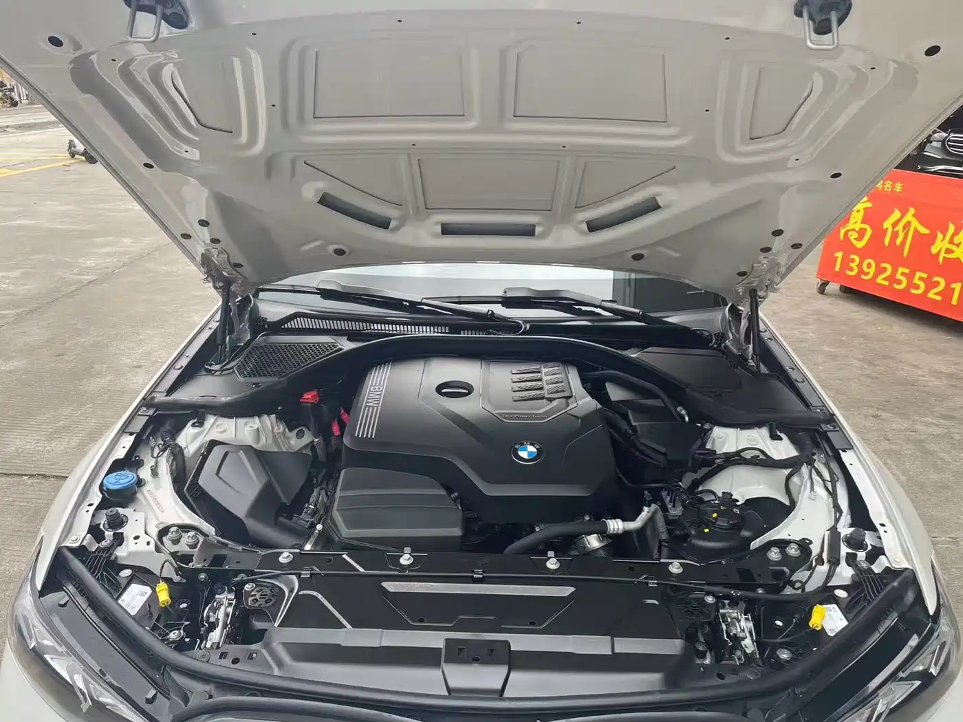BMW 3 Series 2023 325Li M Sport Black Night Package фото 8