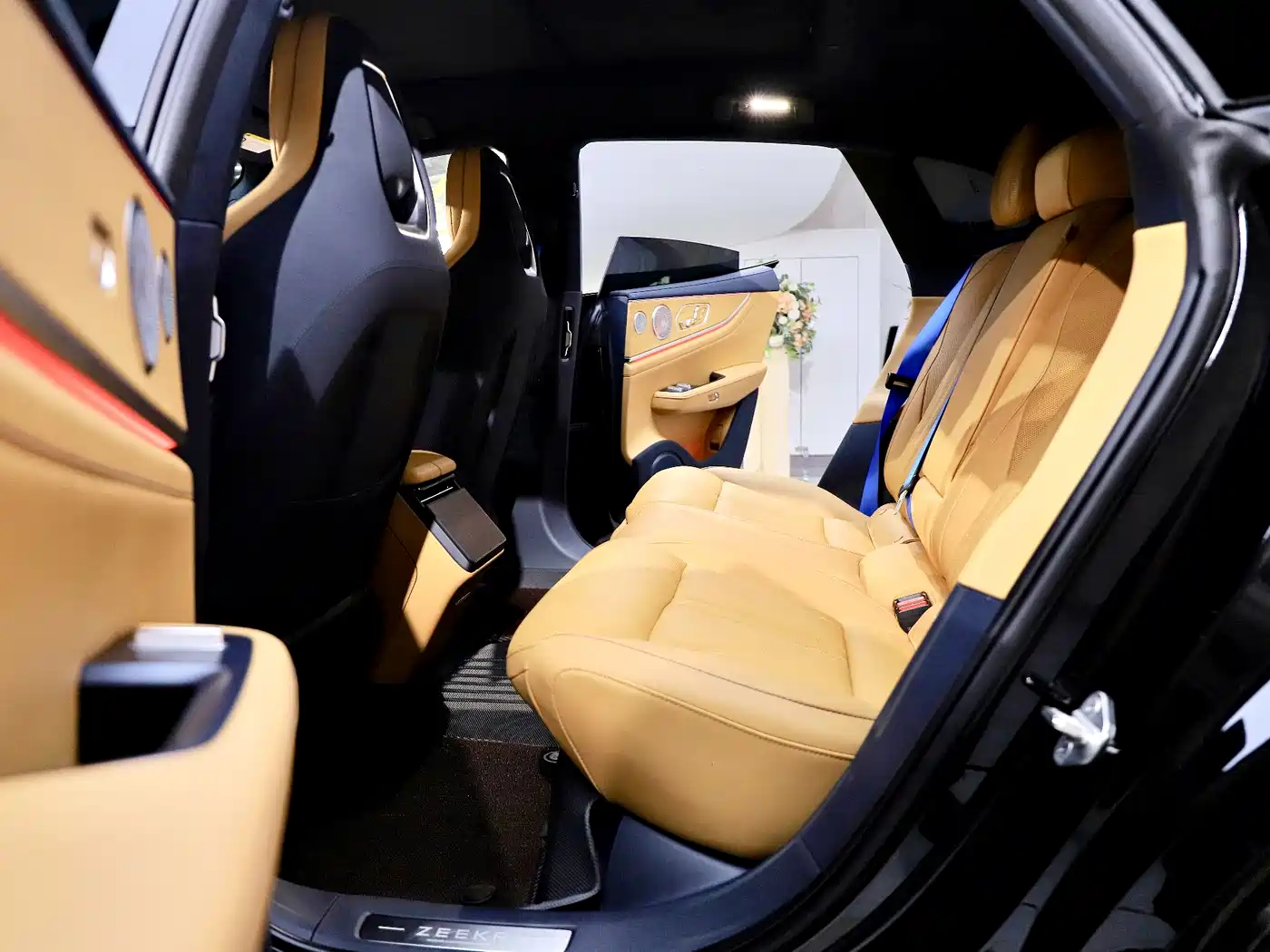 ZEEKR EXTREME KRYPTON 001