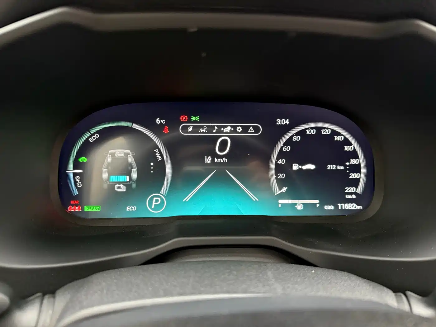 Toyota Wildlander 2023 Hybrid 2.5L E-CVT FWD Urban Edition фото 17