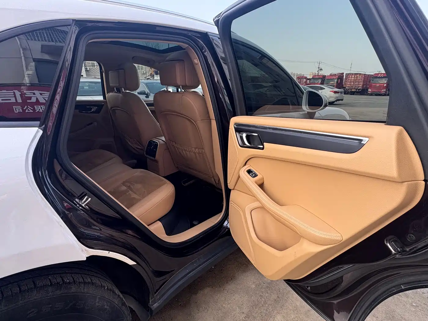 Porsche Macan 2017 Macan 2.0T фото 11