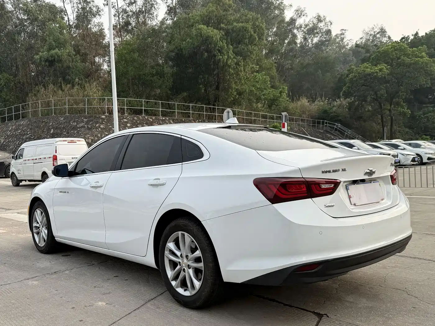 Chevrolet Malibu XL 2017 1.5T Auto Enjoyment Edition фото 7