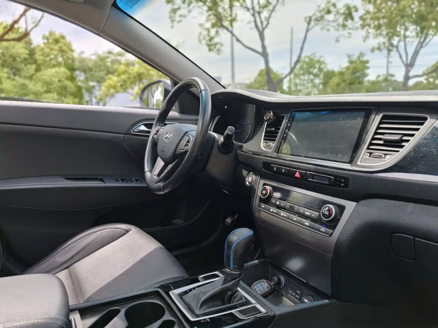 Hyundai Mistra 2014 1.8L Auto Premium DLX фото 18