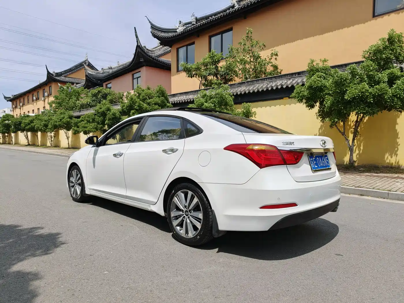 Hyundai Mistra 2014 1.8L Auto Premium DLX фото 12