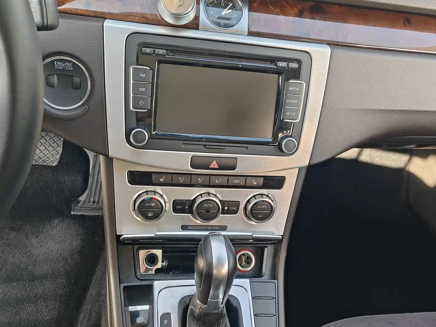 Volkswagen Magotan (Import) 2012 Wagon 2.0TSI Comfort фото 7