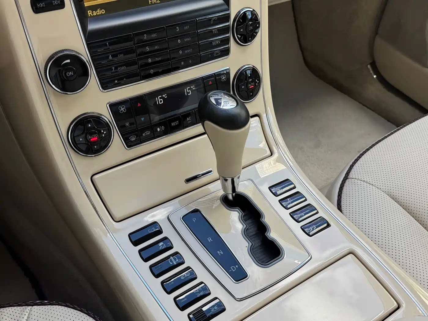 Maybach Maybach 2012 2007 Model 6.0T 62 S