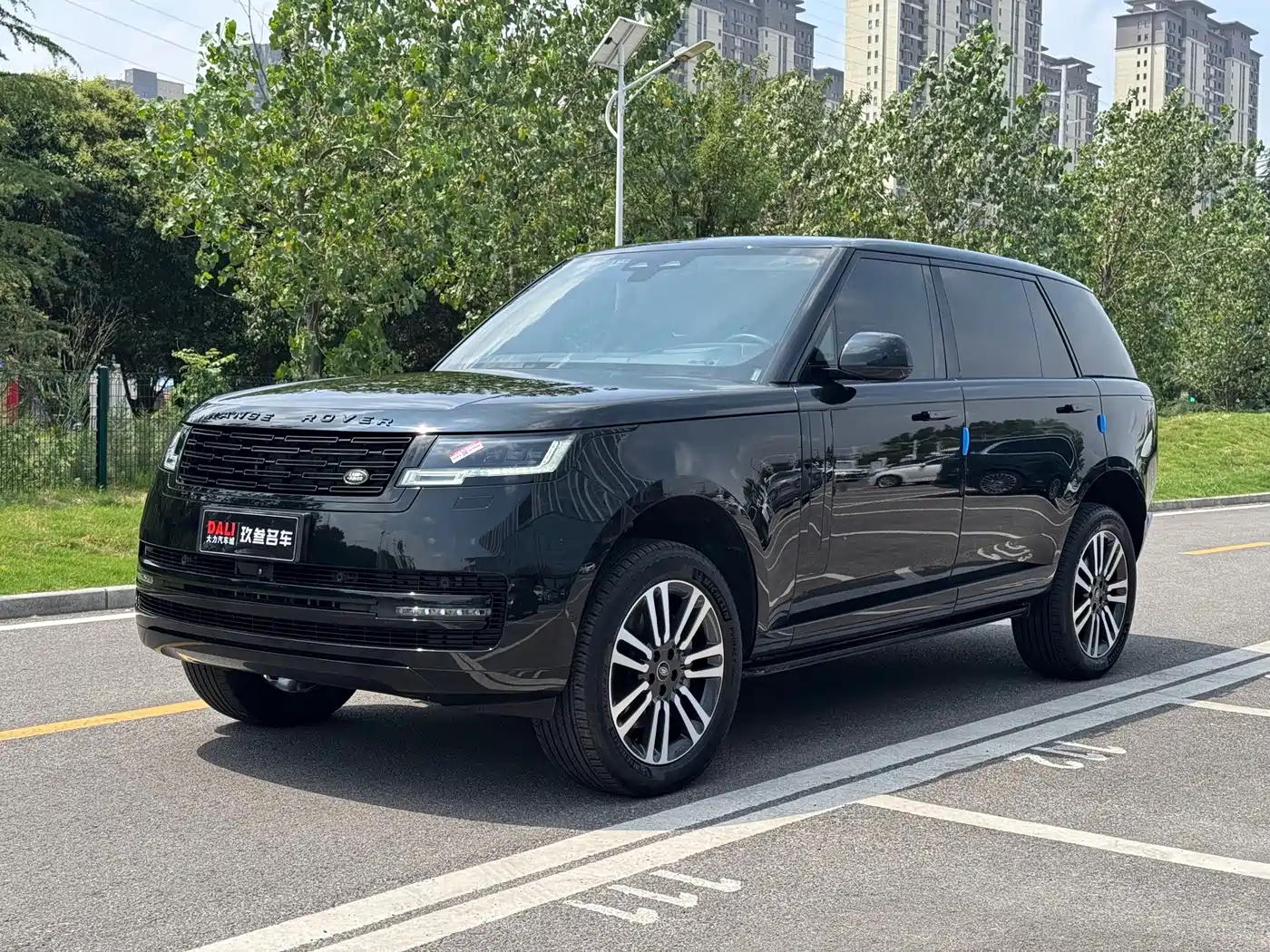 Фото 1 - Land Rover Range Rover