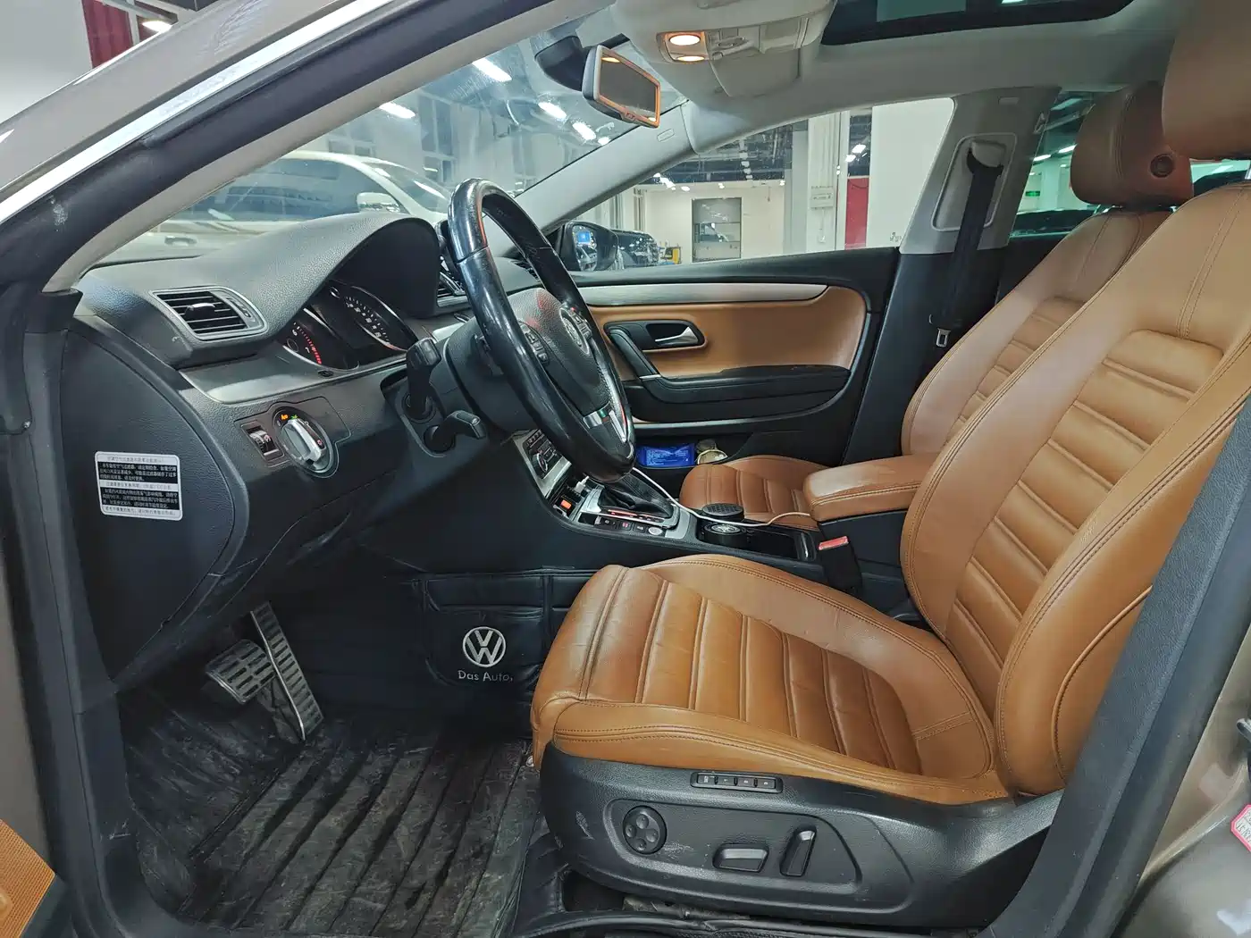 Volkswagen FAW-Volkswagen CC 2012 Model 2.0TSI Luxury фото 6
