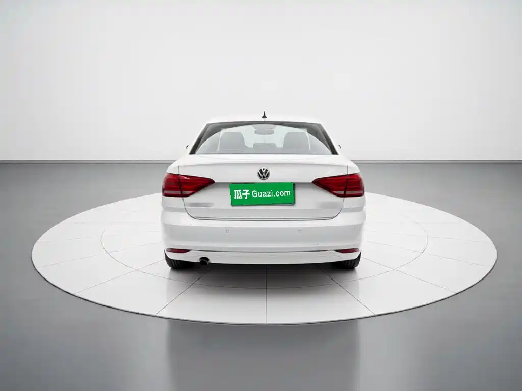 Фото 5 - Volkswagen Lavida