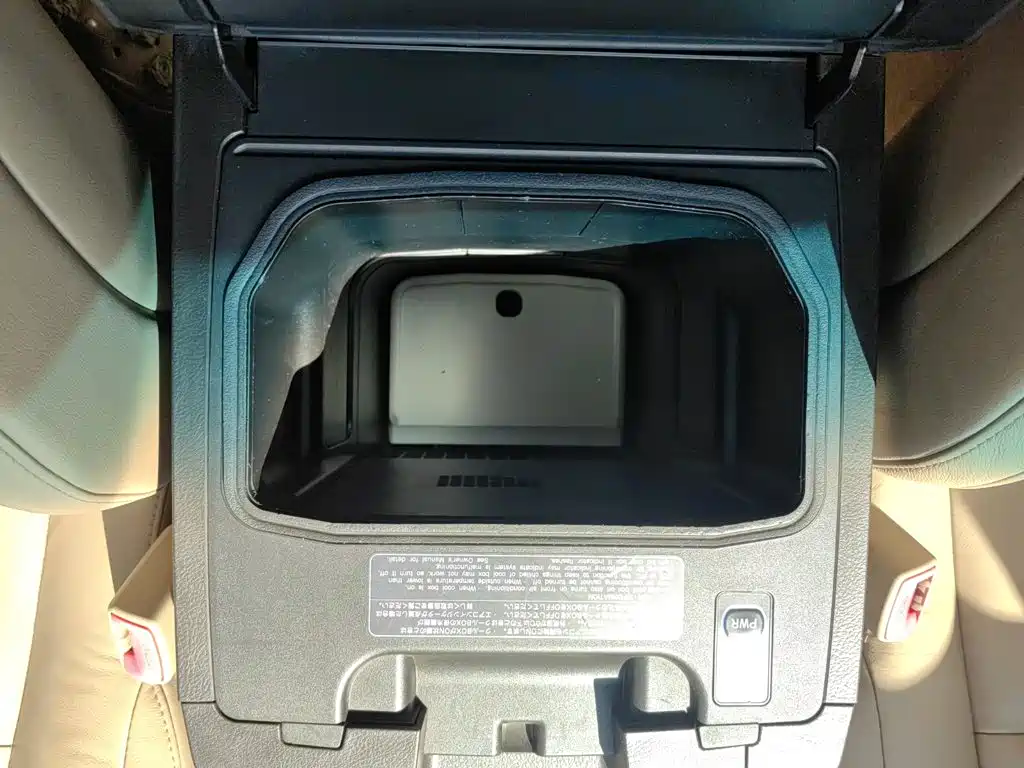 Toyota Land Cruiser 2011 2010 Model 4.7L Automatic VX