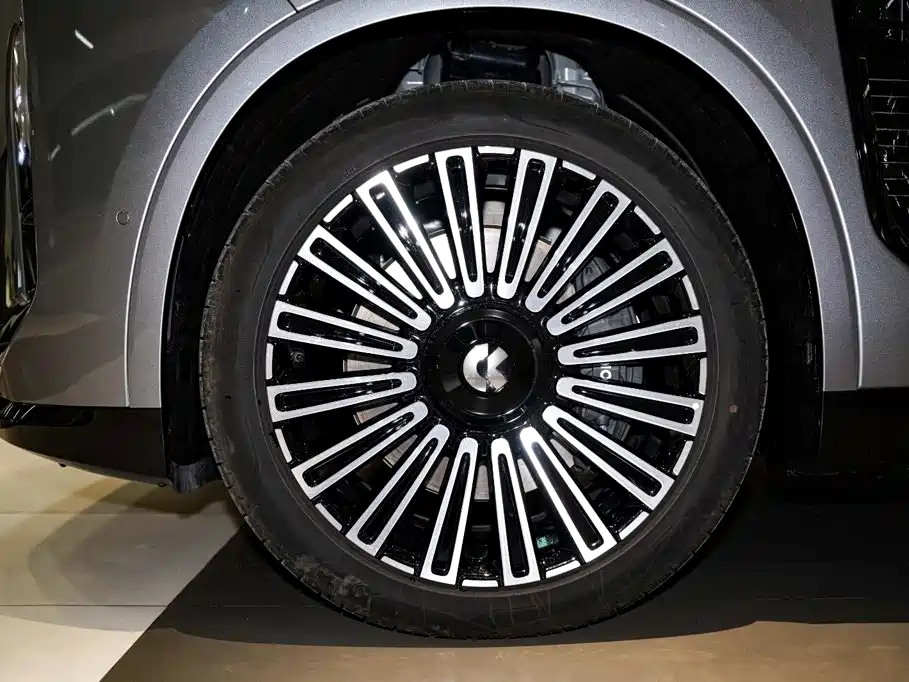 NIO ES8 2026 2025 Model 6-Seat Executive Luxury Edition