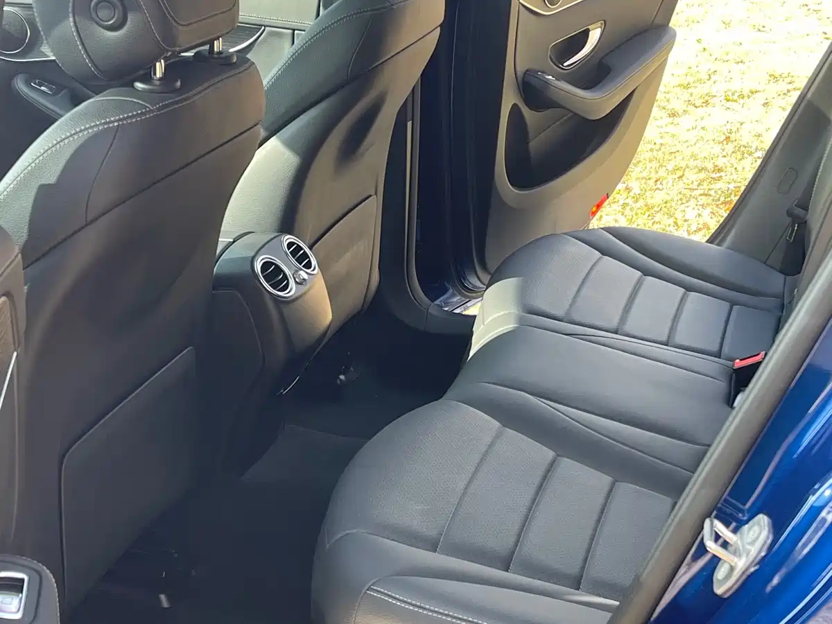 Mercedes-Benz GLC Coupe 2020 GLC 300 4MATIC Coupe SUV фото 11