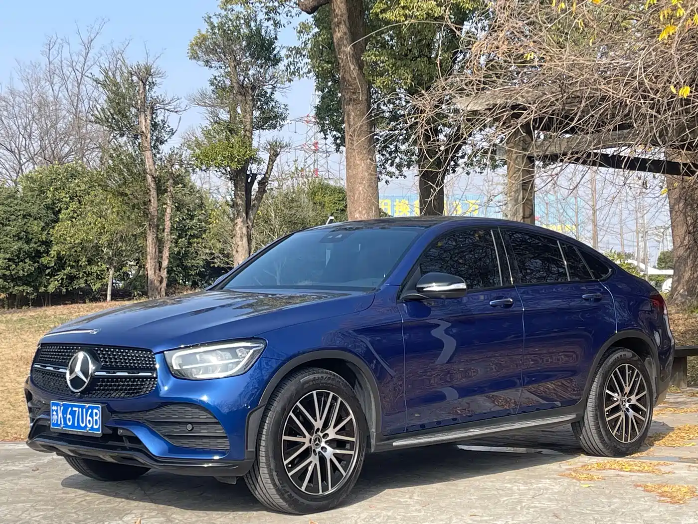Mercedes-Benz GLC Coupe 2020 GLC 300 4MATIC Coupe SUV