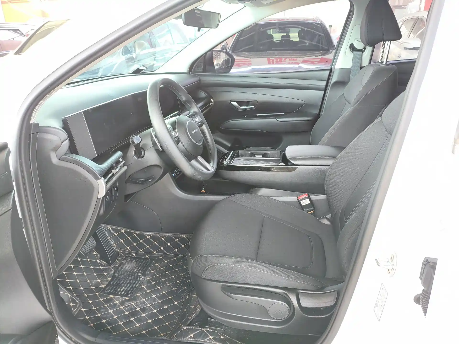 Фото 7 - Hyundai Tucson