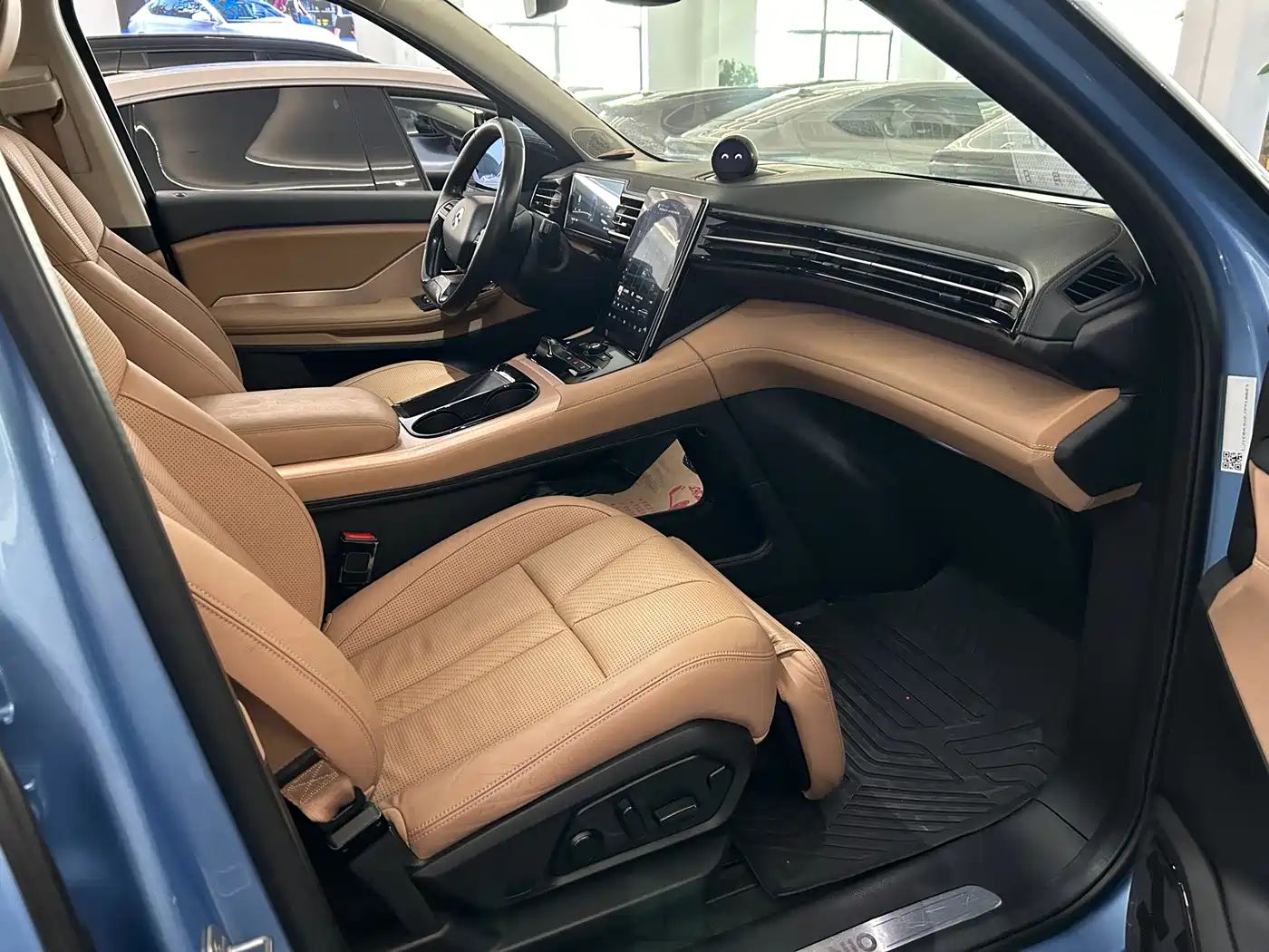 NIO ES8 2019 2018 355KM Base Model 7-Seater Version