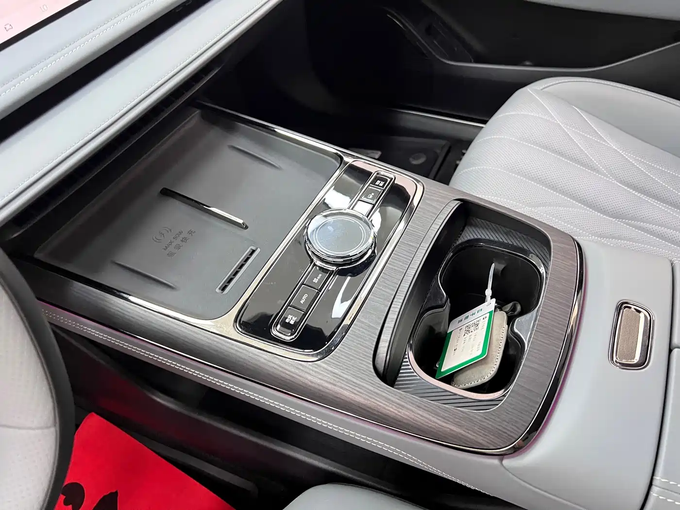 Geely Galaxy Galaxy E8 2025 2025 575km Exploration Smart Drive Edition