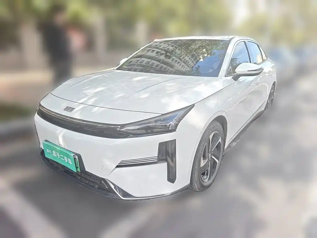Geely Galaxy Galaxy L6 2023 — пригон из Китая