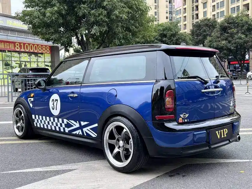Photo 6 - MINI CLUBMAN