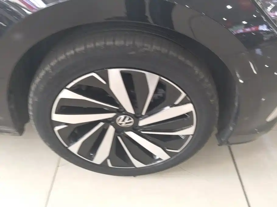 Фото 6 - Volkswagen Passat