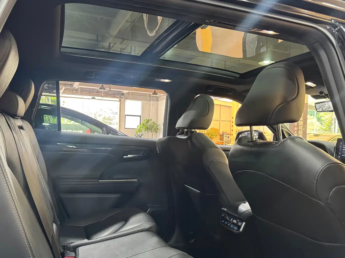 Toyota Crown Kluger 2021 2021 2.5L HEV AWD Flagship Edition