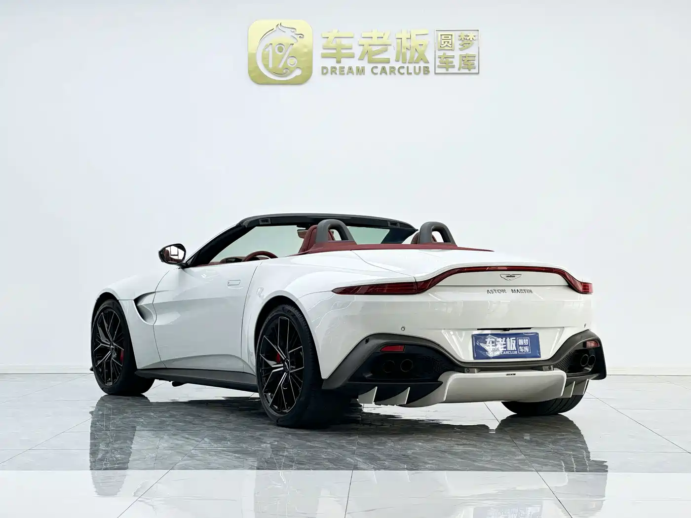 Aston Martin V8 Vantage 2022 2022 4.0T V8 Roadster