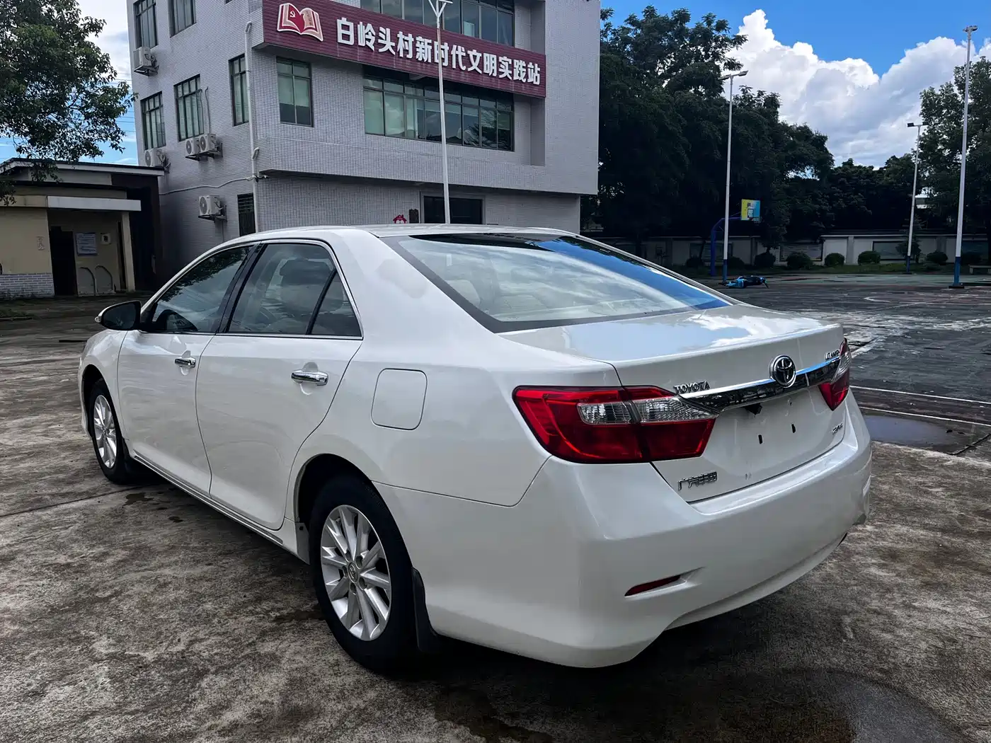 Toyota Camry 2014 2013 2.0G Comfort