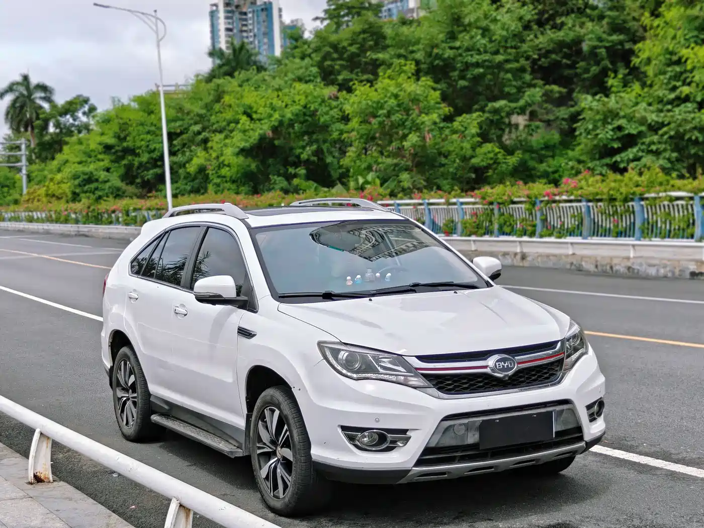 BYD S7 2017 2.0T Automatic Flagship Model
