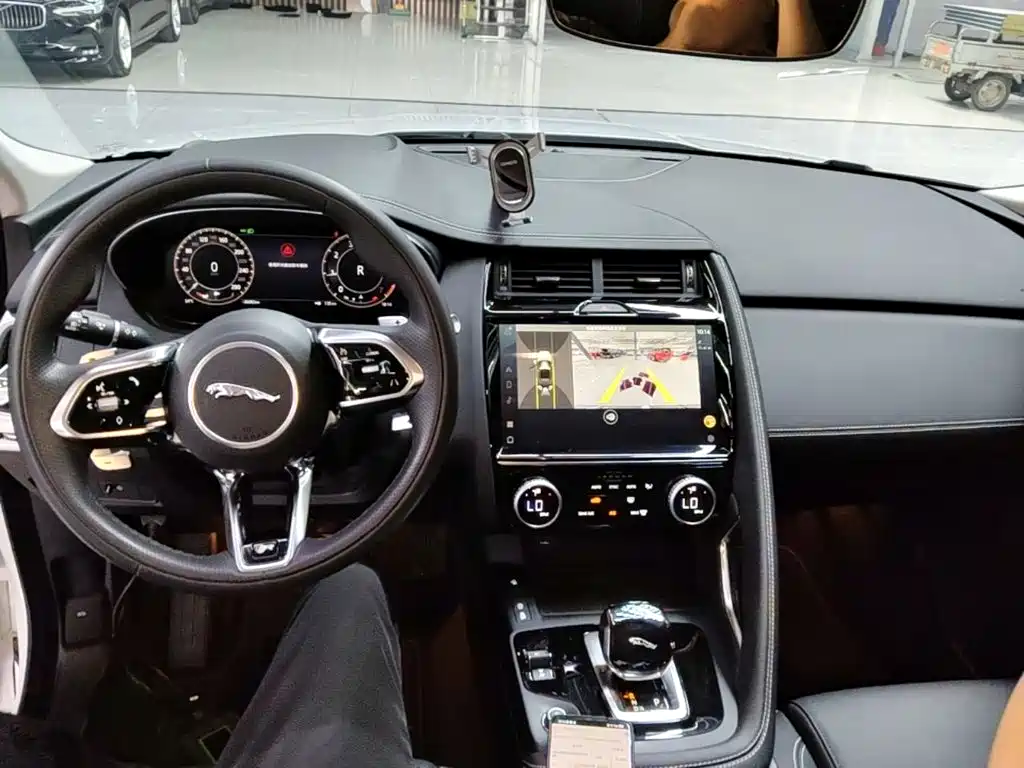 Jaguar E-PACE 2024 2024 Progressive Sport Edition R-DYNAMIC S