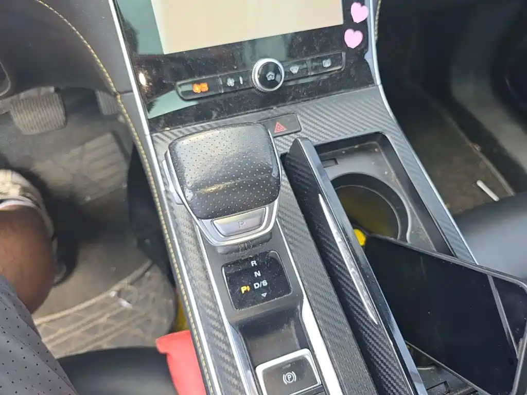 Roewe i6 MAX 2021 2020 300TGI Auto Cool Panoramic Sunroof Edition