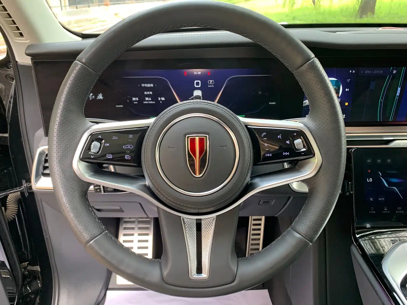 Hongqi E-HS9 2023 2021 460km Flagship Comfort 6-seater