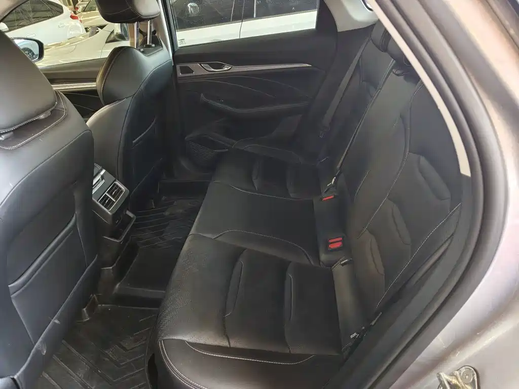 Geely Preface 2021 2021 2.0TD Luxury