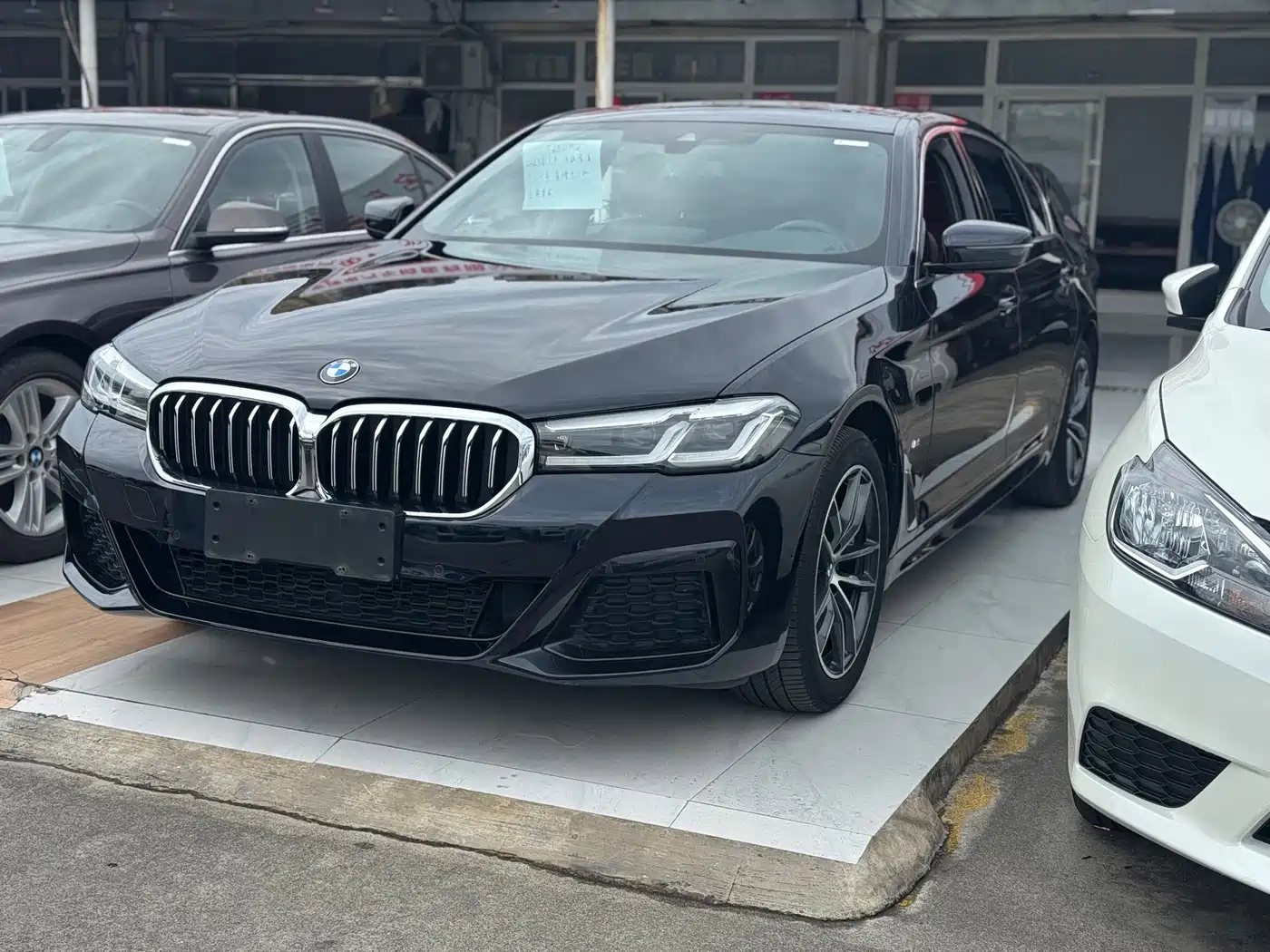 BMW 5 Series 2022 Facelift 525Li M Sport Package