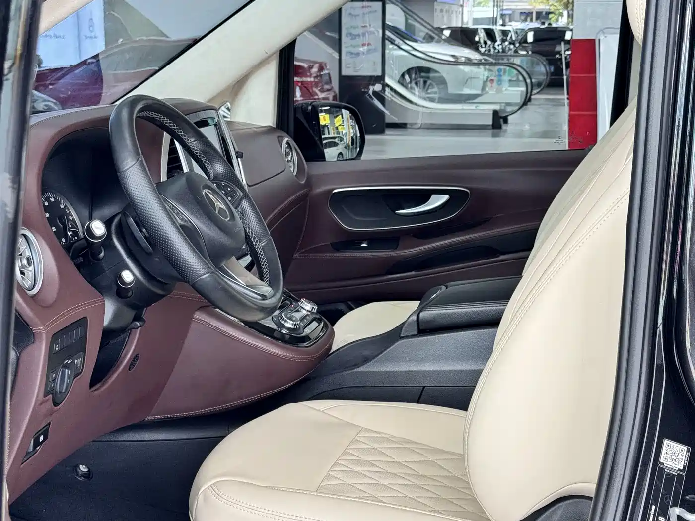 Mercedes-Benz Vito 2018 2.0T Business Edition China VI фото 7