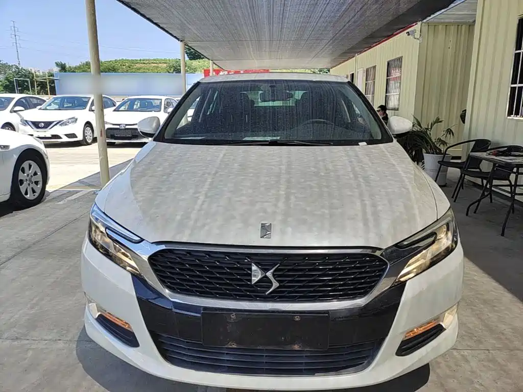 DS 5LS 2016 2016 1.6T Style Edition THP160