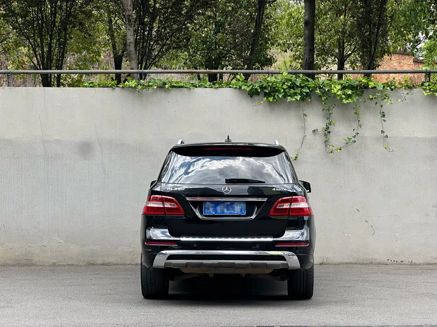 Mercedes-Benz M-Class 2012 Model ML 350 Luxury фото 9