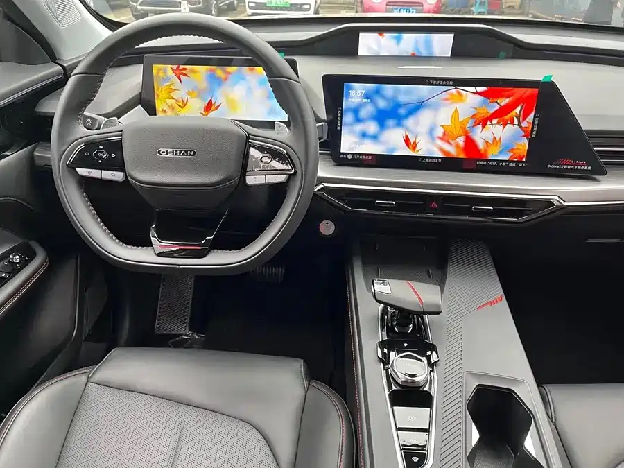 Changan Oshan Z6 2022 2022 Blue Whale 1.5T DCT Intelligent Enjoyment