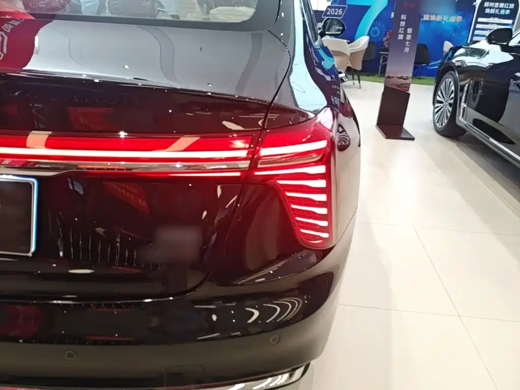 Hongqi H5 2026 2025 2.0T Automatic Flag Celebration 500,000 Units Anniversary Edition