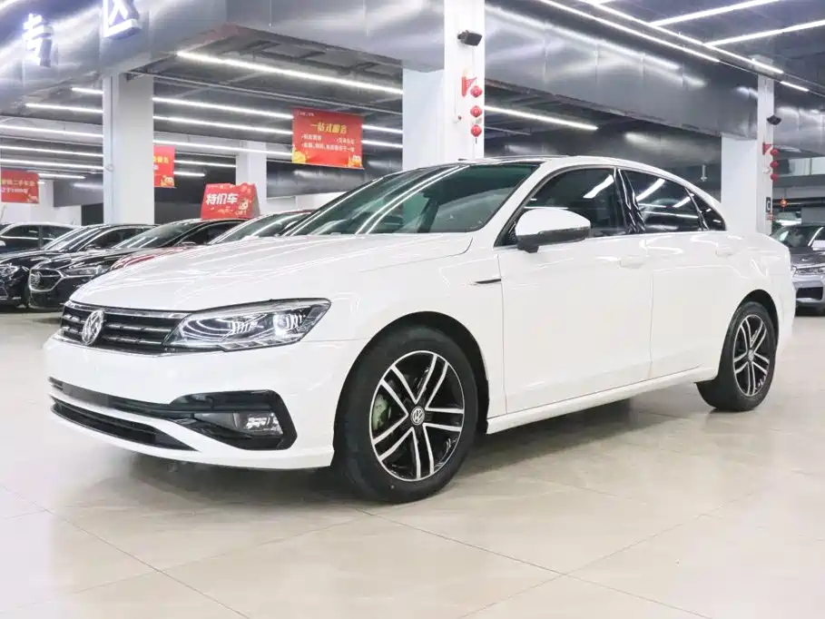Volkswagen Lamando
