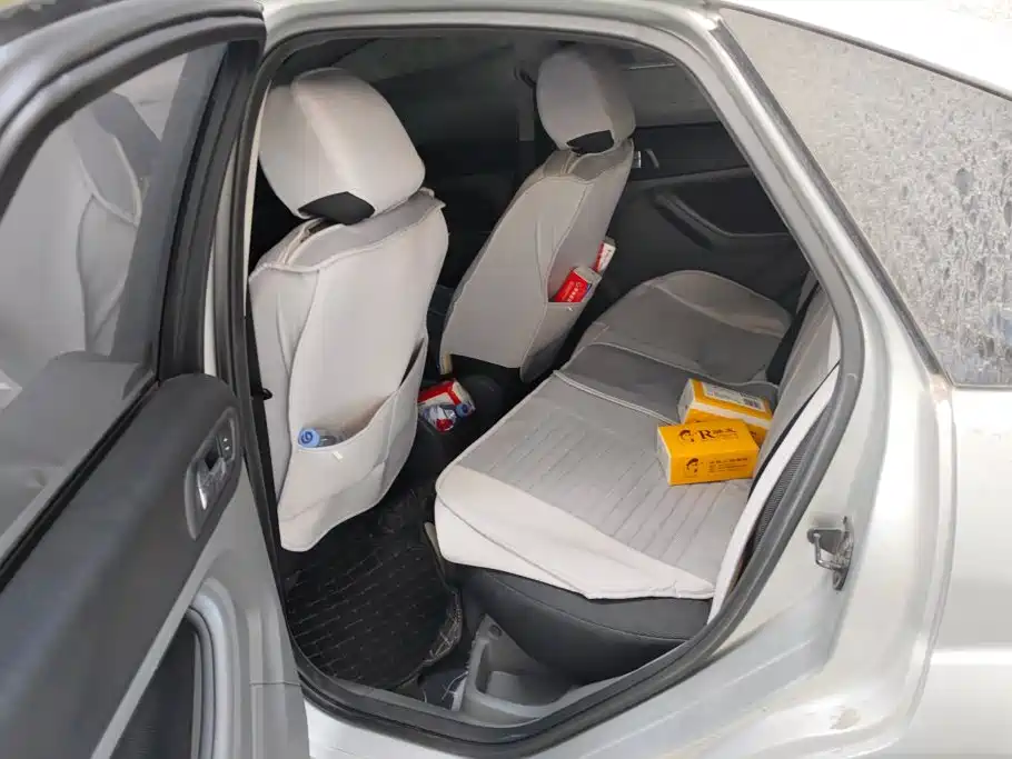 Ford Focus 2012 2012 Hatchback Classic 1.8L Auto Base