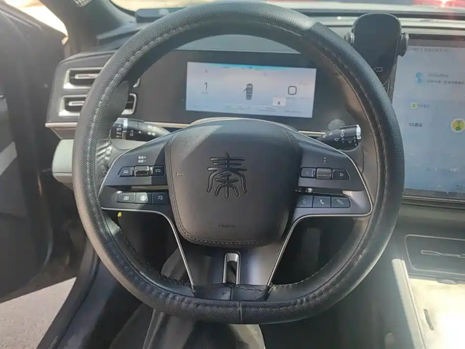 BYD Qin L 2024 DM-i 120KM Excellence Model фото 15