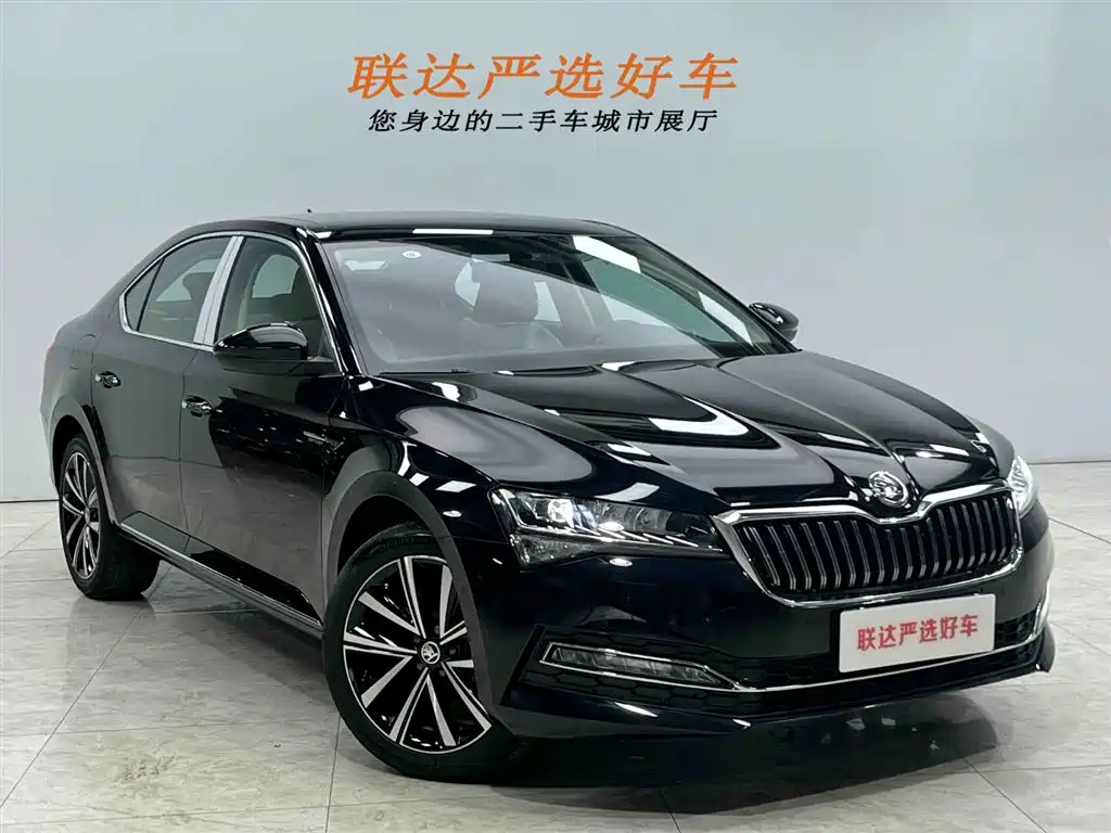 Škoda Superb 2024 TSI280 DSG Premium Edition фото 23