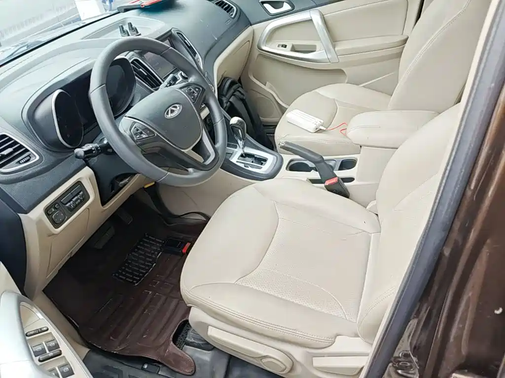 Chery Tiggo 5 2014 2014 2.0L CVT Family Comfort Edition