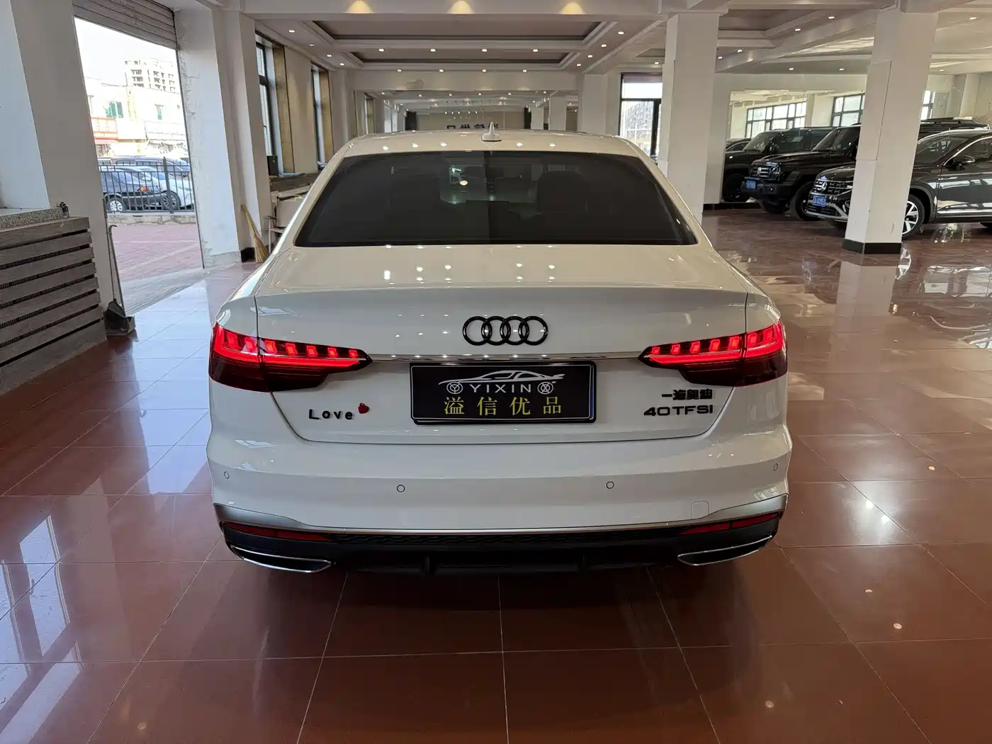 Audi A4L 2025 2 Million Celebration Edition 40 TFSI Fashion Dynamic фото 16