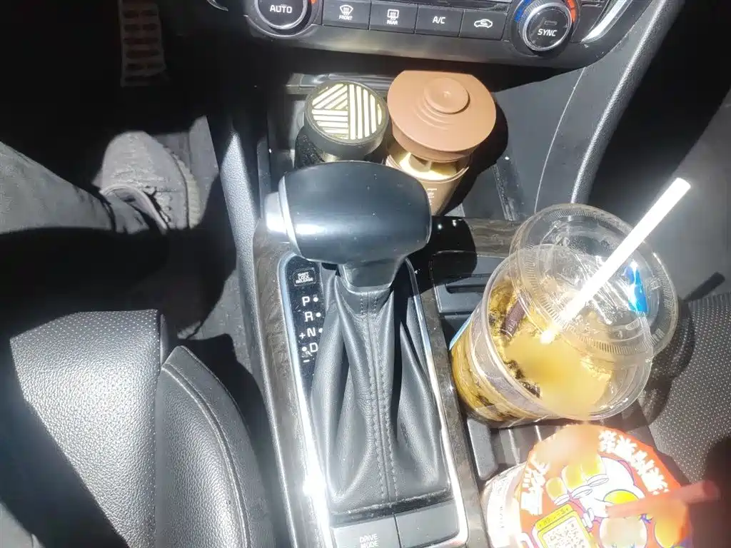 Kia K5 2016 1.6T Automatic LUX фото 7