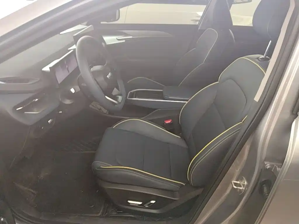 Geely Geometry G6 2024 2024 500KM Premium