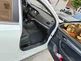 Фото 20 - Roewe 360